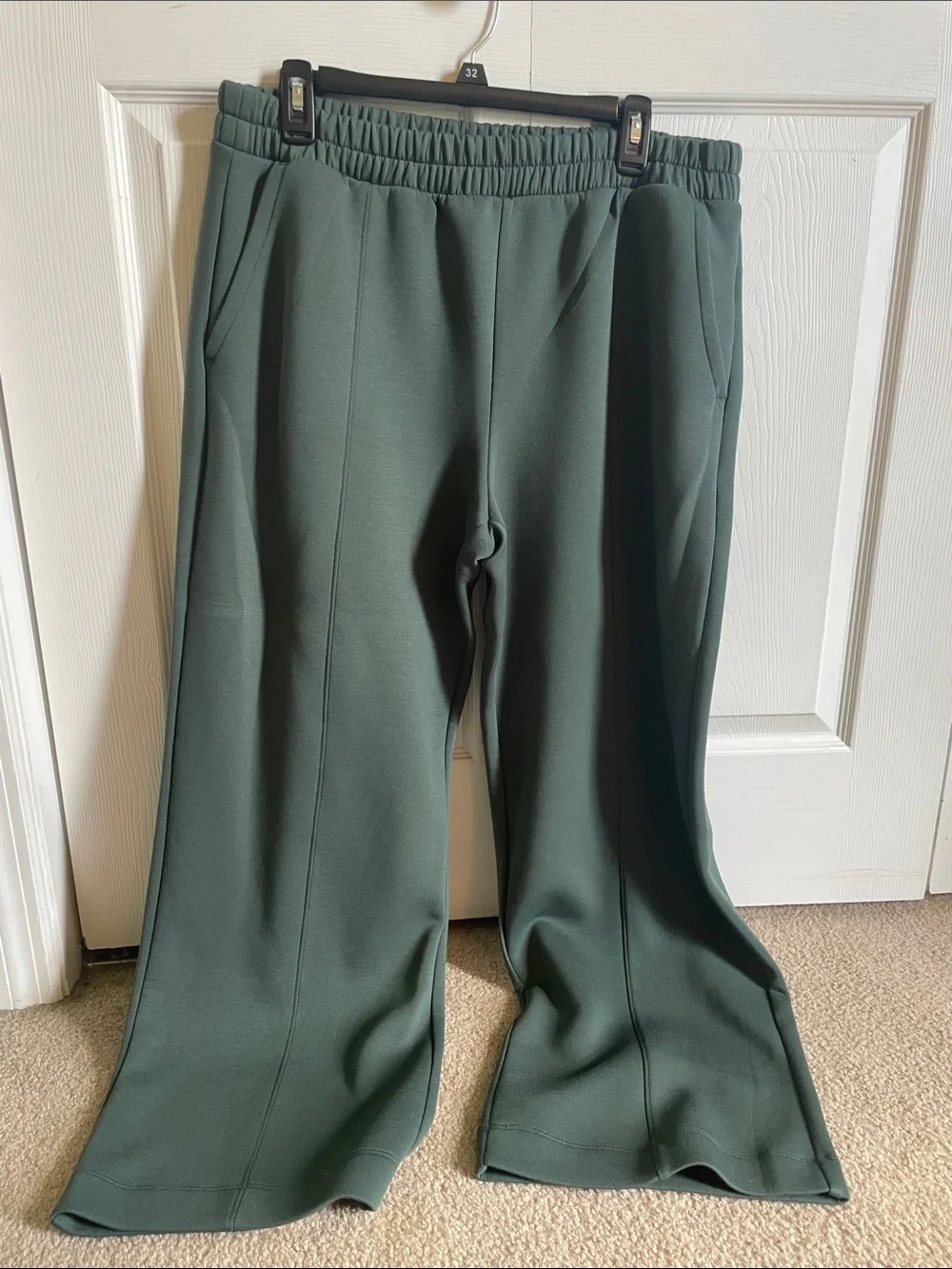 Old Navy High-Waisted Bounce Fleece Wide-Leg Sweatpants L Petite